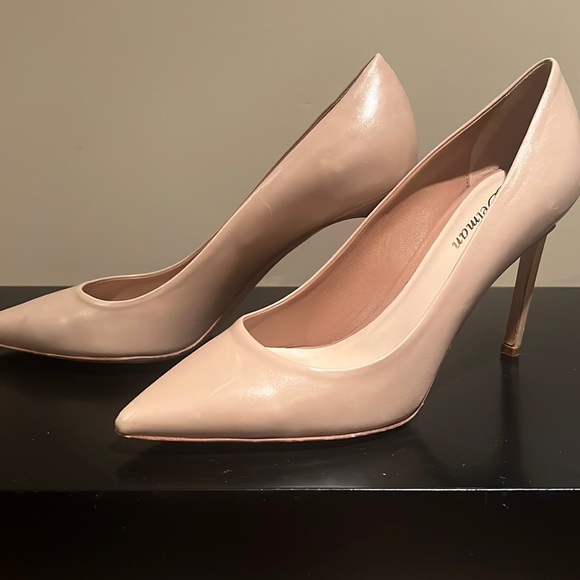 Women’s high heels - Picture 1 of 5